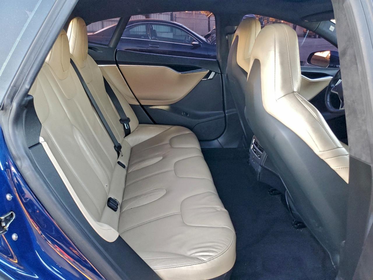 2016 Tesla Model S VIN: 5YJSA1E21GF158980 Lot: 91937415