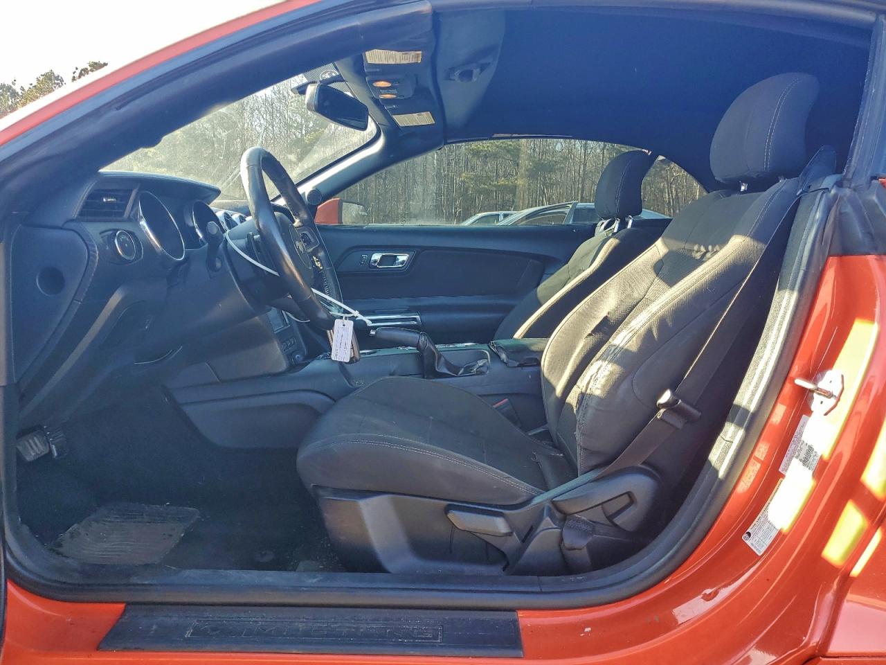 2015 Ford Mustang VIN: 1FATP8EM8F5400988 Lot: 97603365