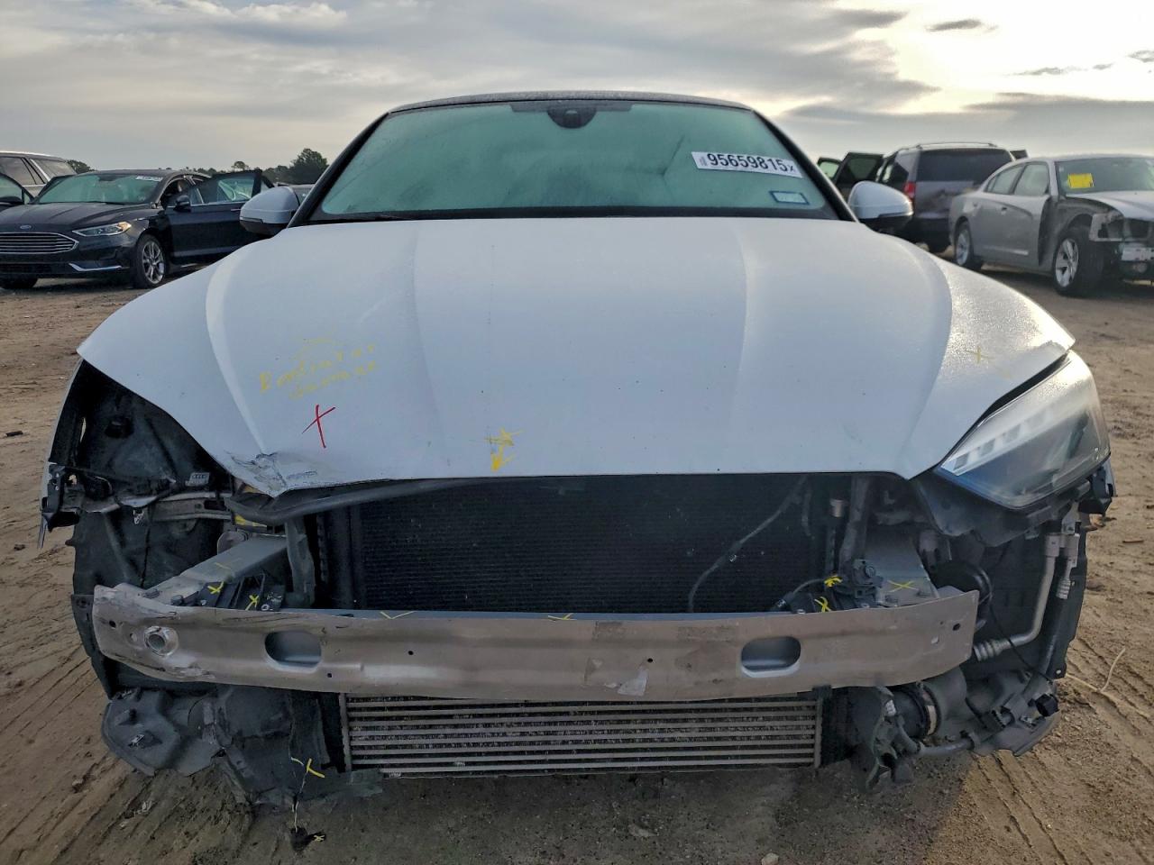 Фото: WAUCBCF57NA005156