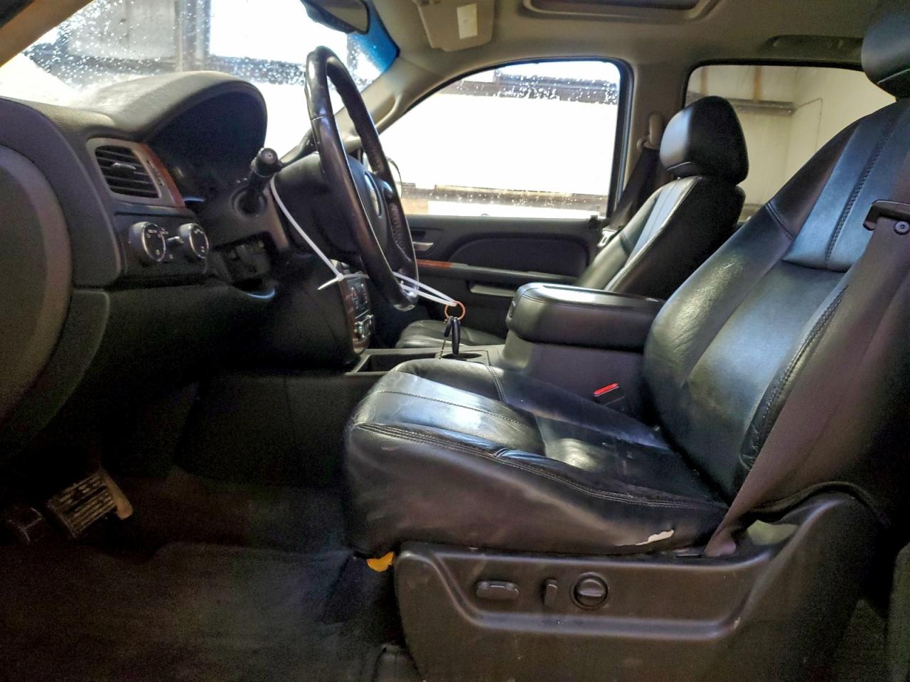 2010 Chevrolet Tahoe K1500 Lt VIN: 1GNUKBE0XAR151366 Lot: 95060655