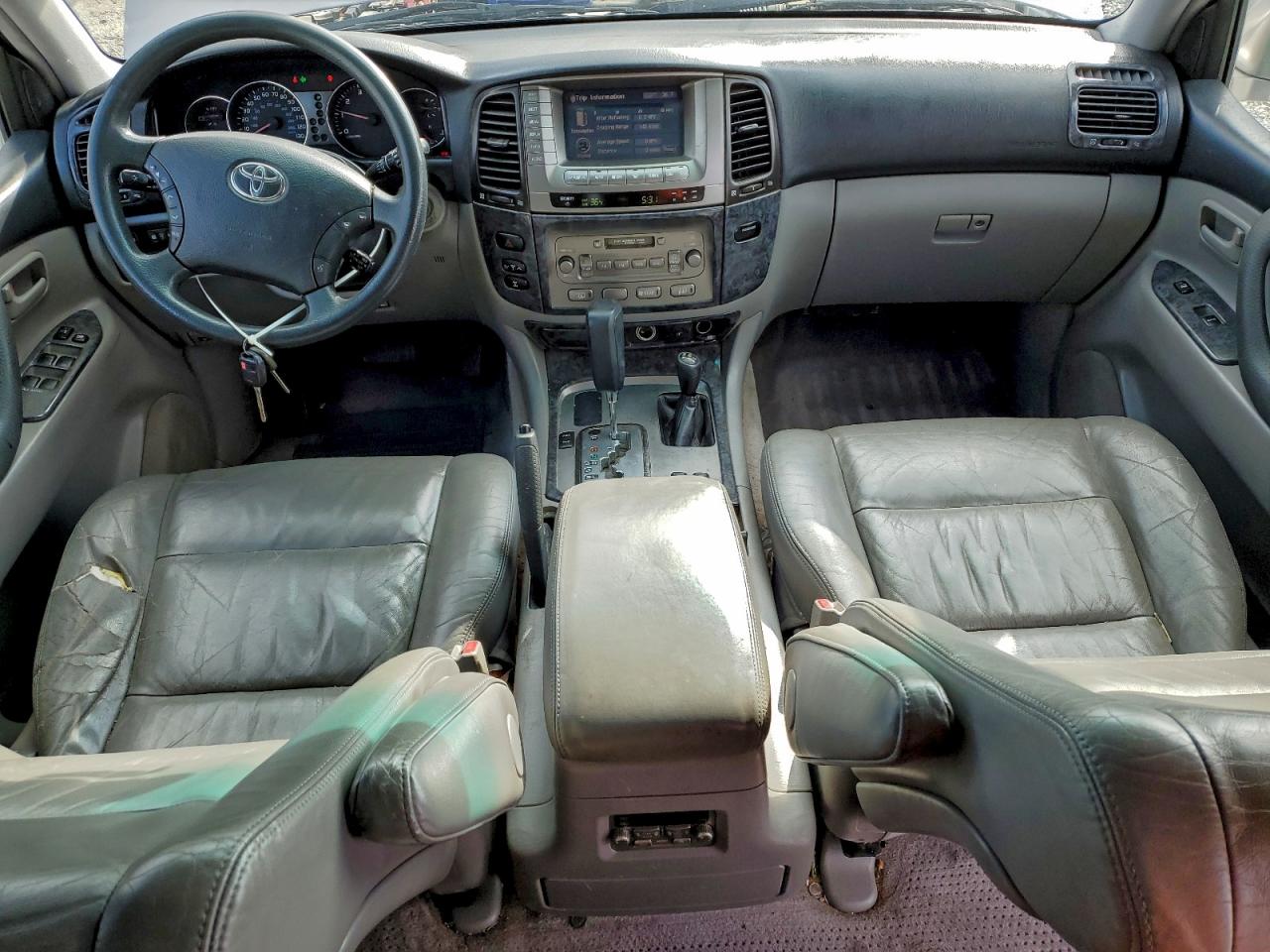 2004 Toyota Land Cruiser VIN: JTEHT05J842057905 Lot: 94392115