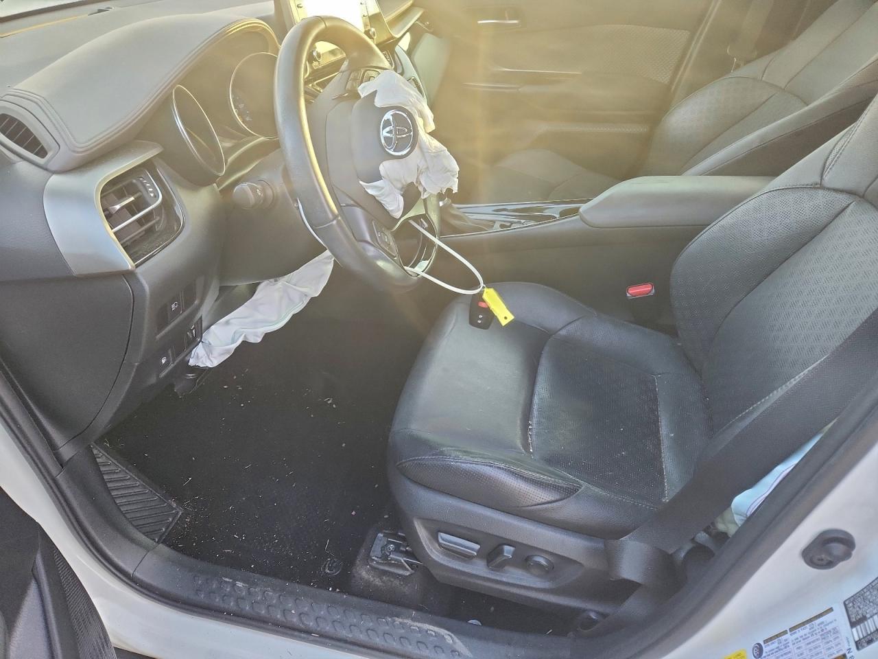 2021 Toyota C-Hr Xle VIN: NMTKHMBX0MR137587 Lot: 95468705