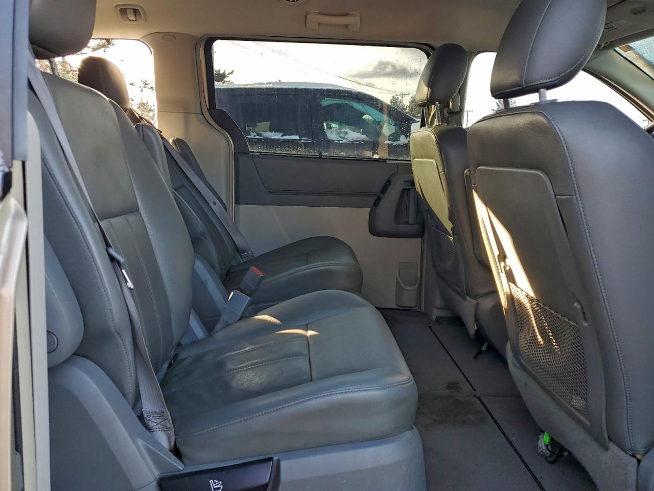 2010 Chrysler Town & Country Touring VIN: 2A4RR5D17AR241679 Lot: 94778215