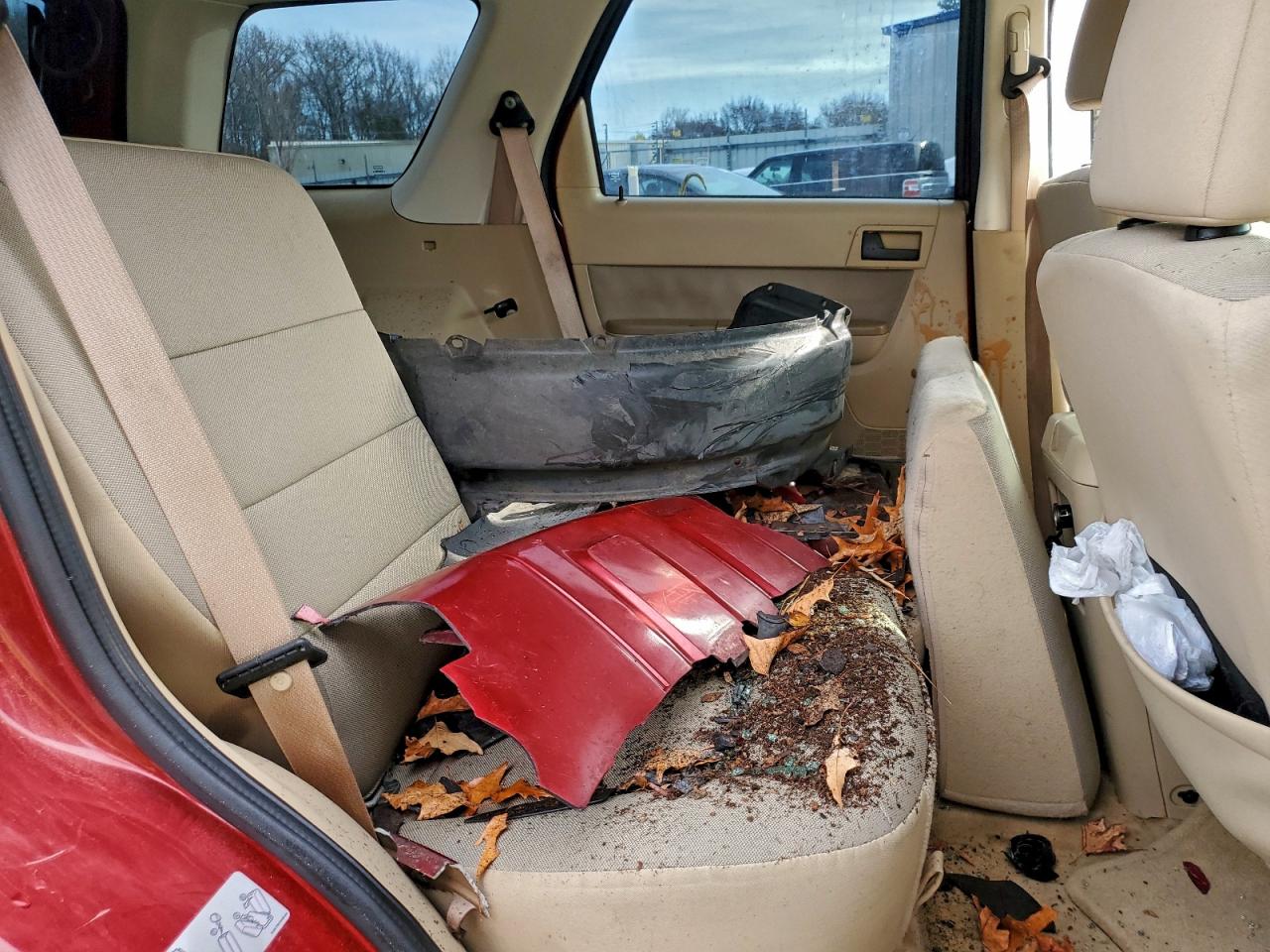 2010 Ford Escape Xlt VIN: 1FMCU9DG4AKC49190 Lot: 95669025