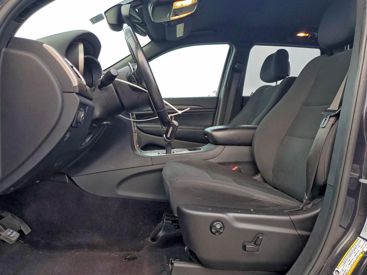 2015 Jeep Grand Cherokee Laredo VIN: 1C4RJEAG8FC219843 Lot: 97553055