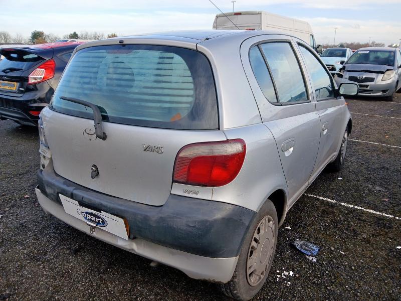 2002 TOYOTA YARIS GS 