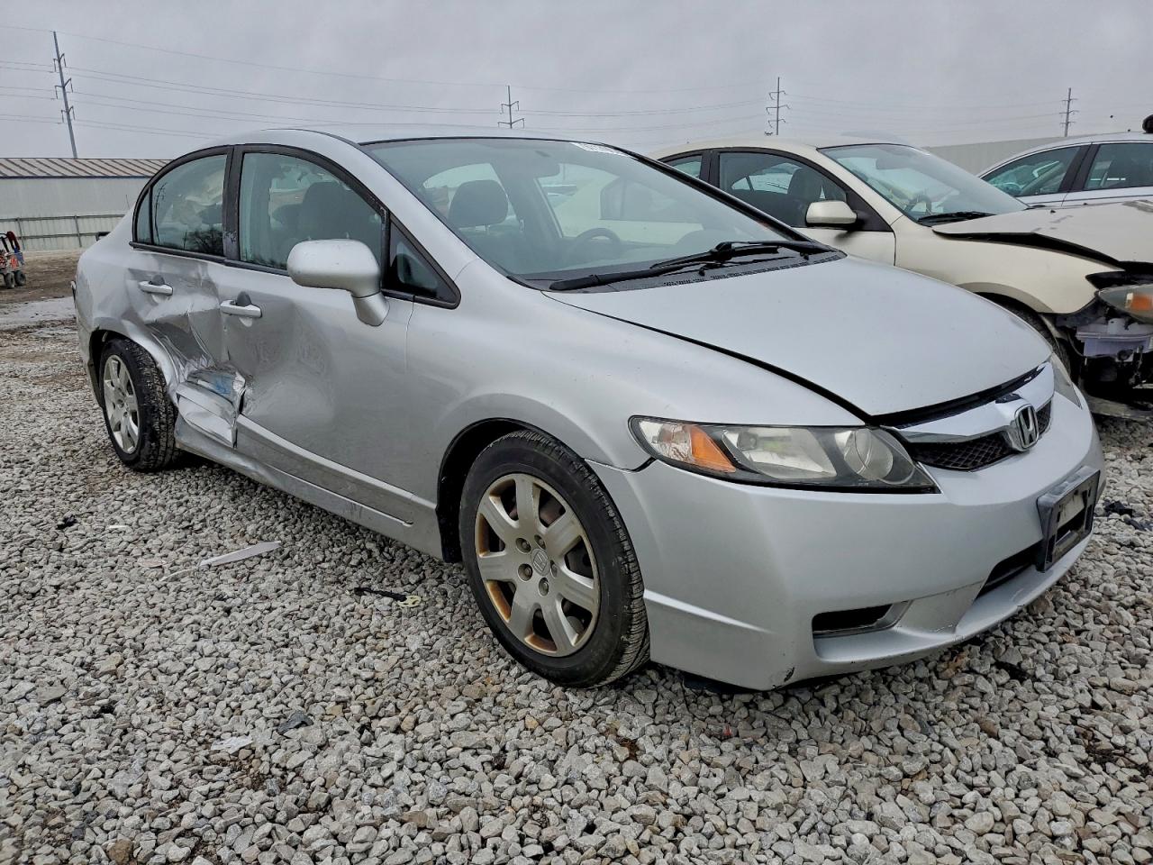 2009 Honda Civic Lx VIN: 19XFA165X9E013889 Lot: 97179025