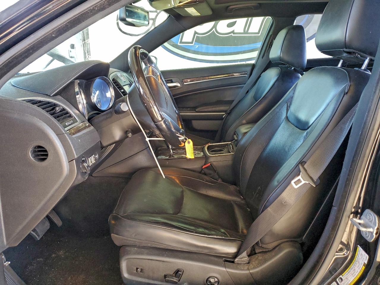 2013 Chrysler 300C VIN: 2C3CCAKT1DH630987 Lot: 95825305