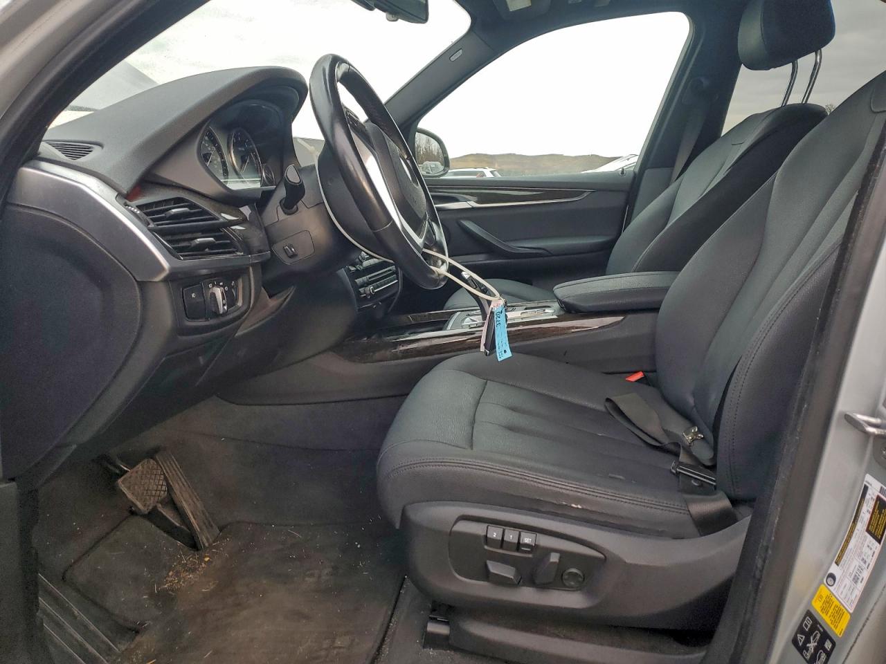 Фото: 5UXKR0C34H0V83073