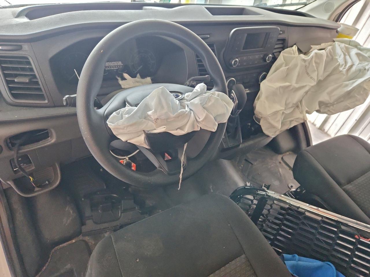 2025 Ford Transit T-250 VIN: 1FTBR1Y89SKA59392 Lot: 93031155