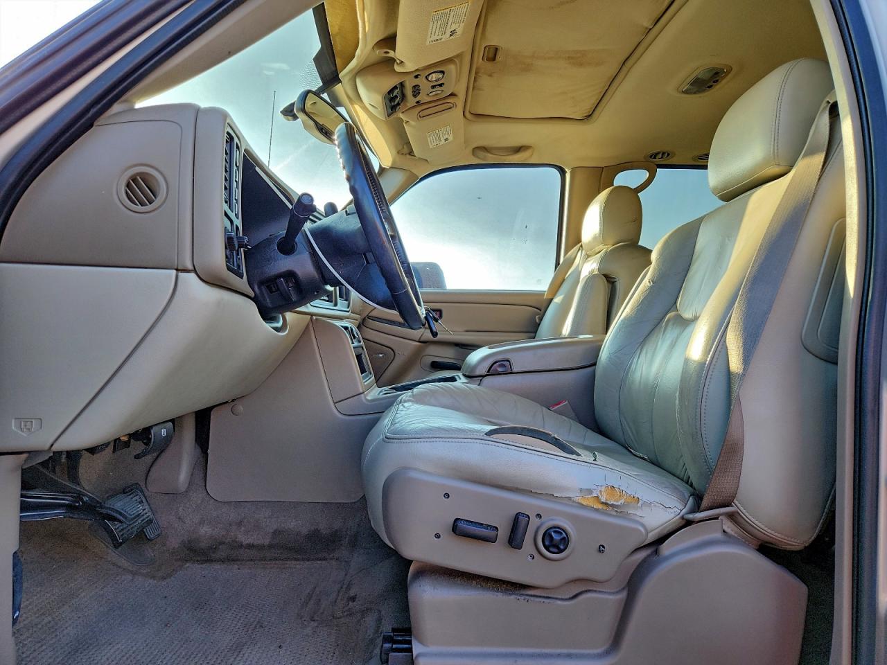 2004 Chevrolet Tahoe K1500 VIN: 1GNEK13Z54R205631 Lot: 95181795