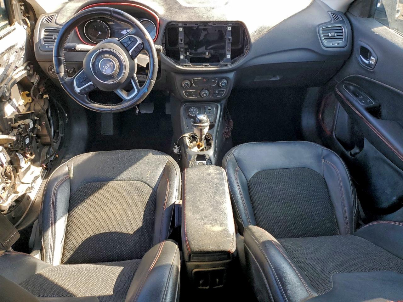 2020 Jeep Compass Trailhawk VIN: 3C4NJDDB6LT195213 Lot: 95018545