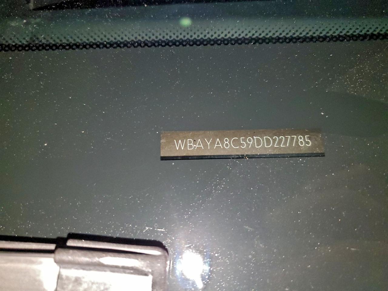 2013 BMW 750 I VIN: 227785 Lot: 96007585