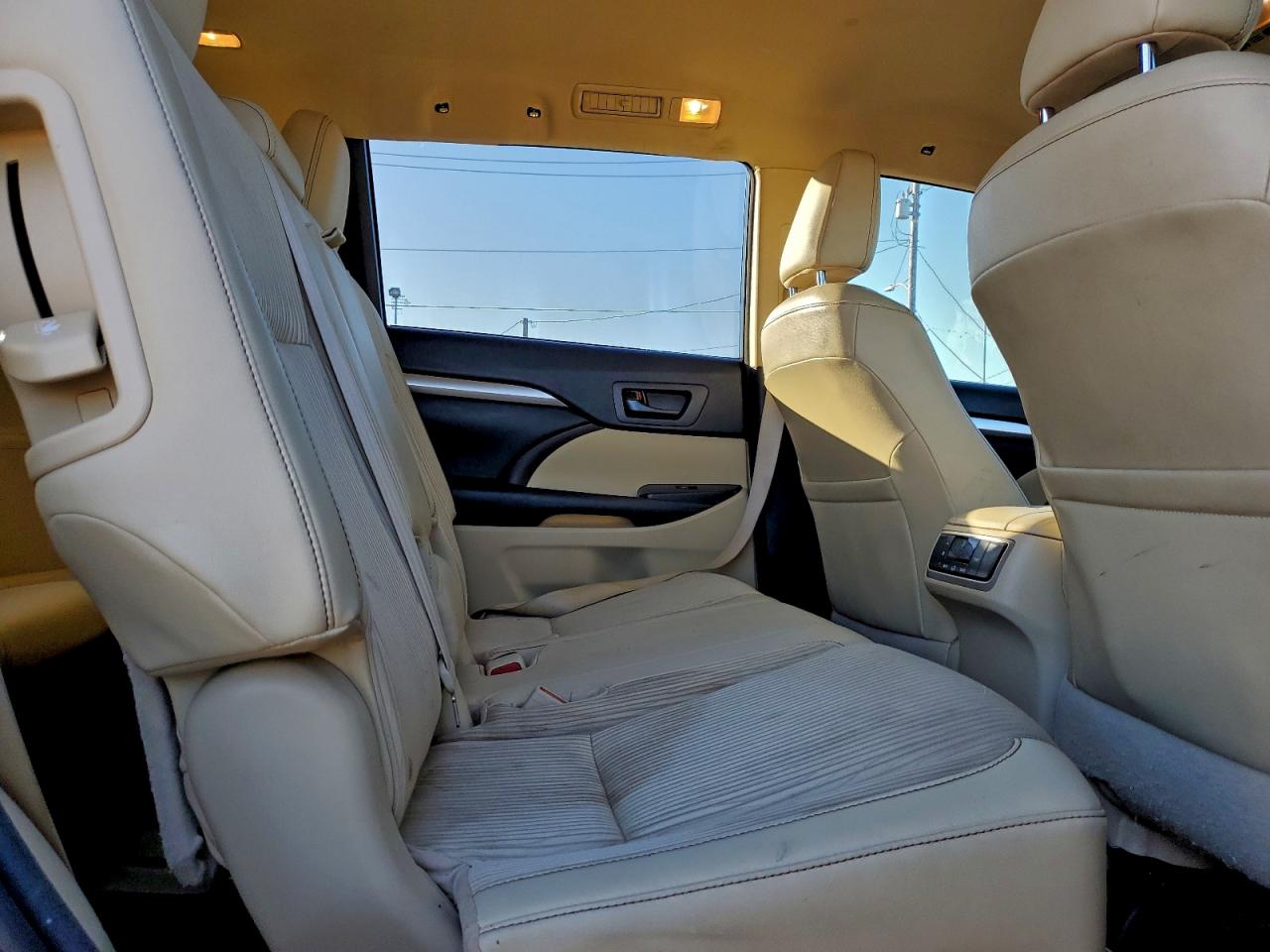 2014 Toyota Highlander Le VIN: 5TDZKRFH7ES005073 Lot: 96348635