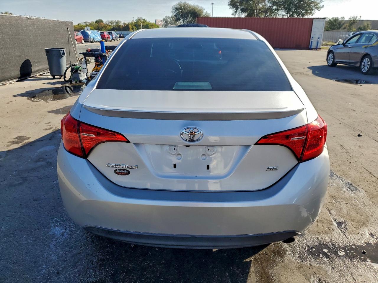 2018 Toyota Corolla L VIN: 5YFBURHE4JP846804 Lot: 95414395