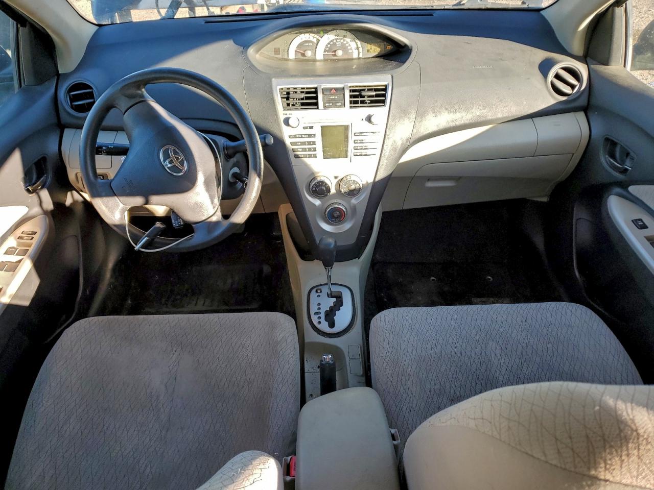 2007 Toyota Yaris VIN: JTDBT923971133288 Lot: 94053535