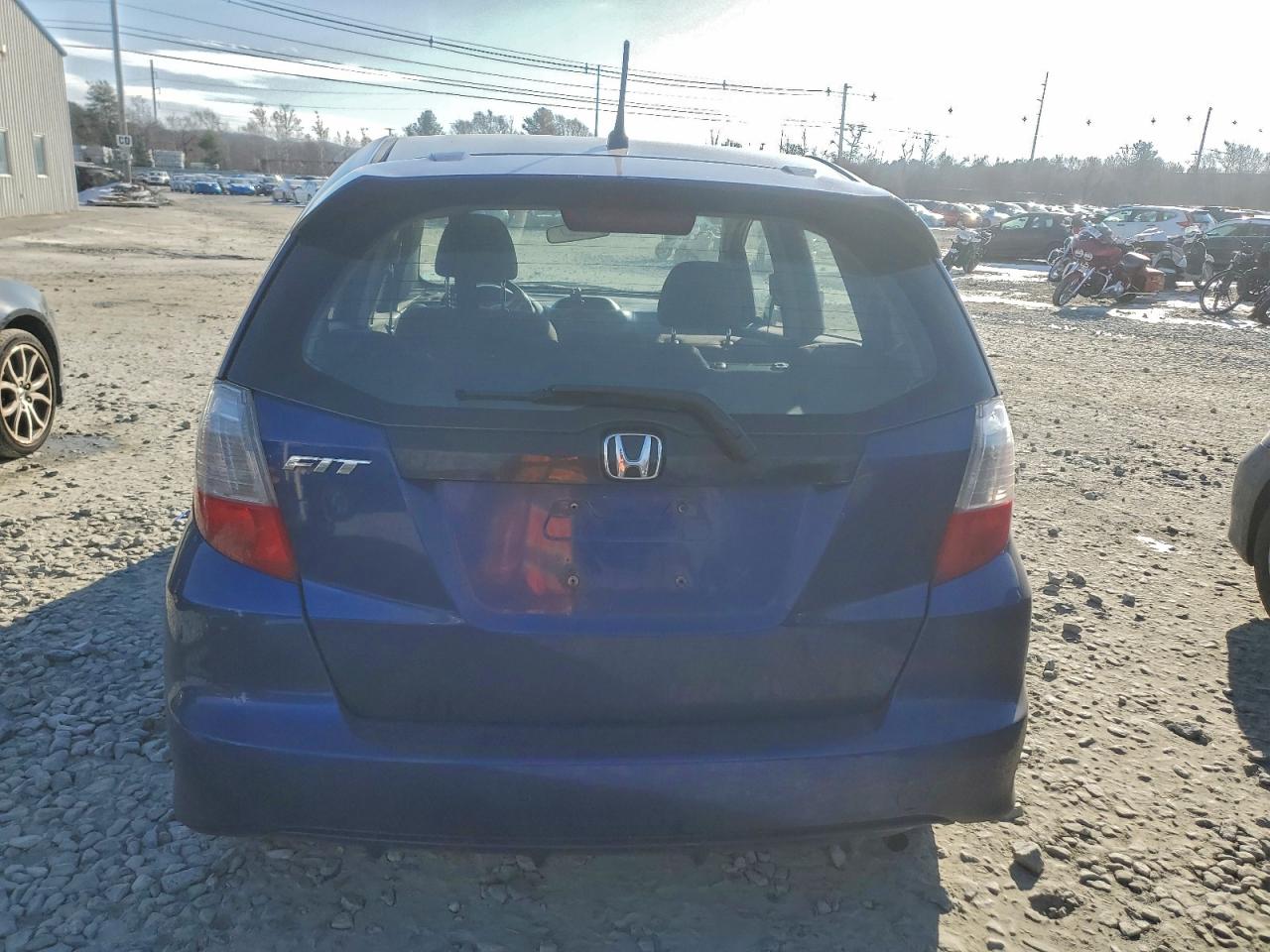 2011 Honda Fit Sport VIN: JHMGE8H51BC003987 Lot: 96614545