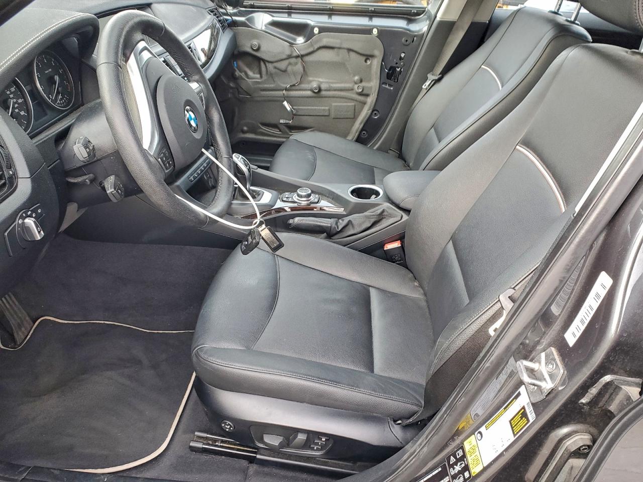 Фото: WBAVL1C50FVY35521