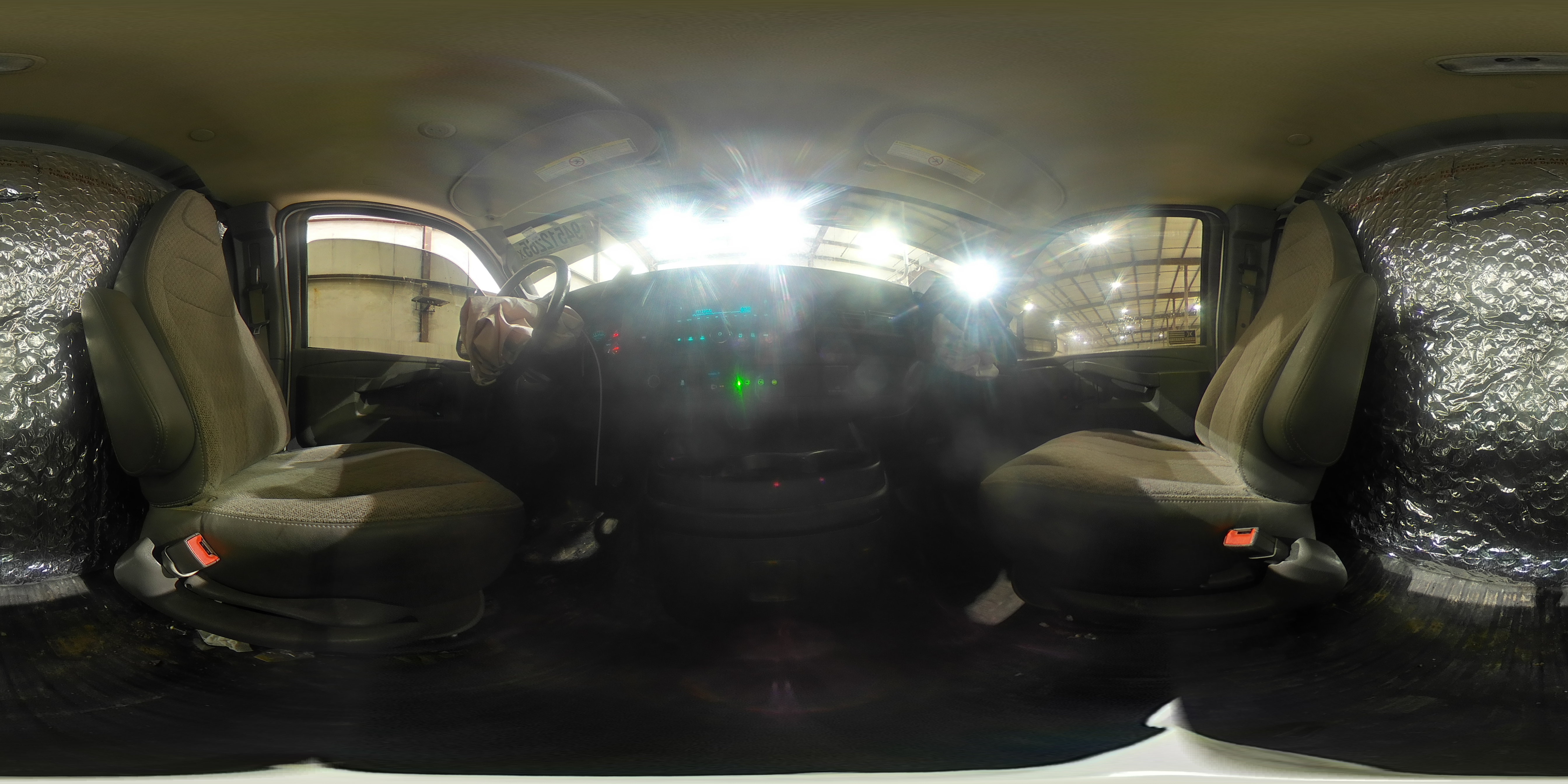 2021 Chevrolet Express G2500 VIN: 1GCWGAFP9M1229695 Lot: 94512265