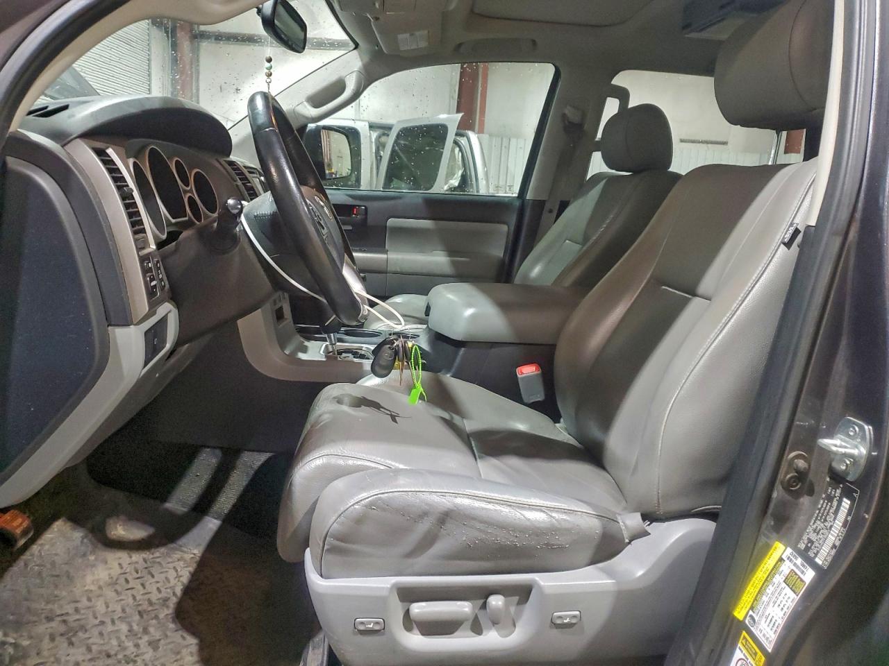 2015 Toyota Sequoia Sr5 VIN: 5TDZY5G11FS058913 Lot: 95148785