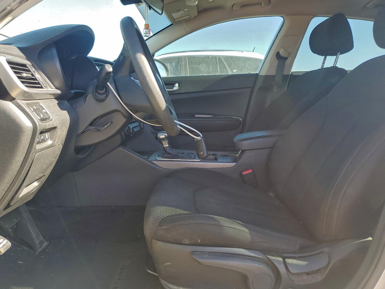 2019 Kia Optima Lx VIN: 5XXGT4L31KG293217 Lot: 96138305