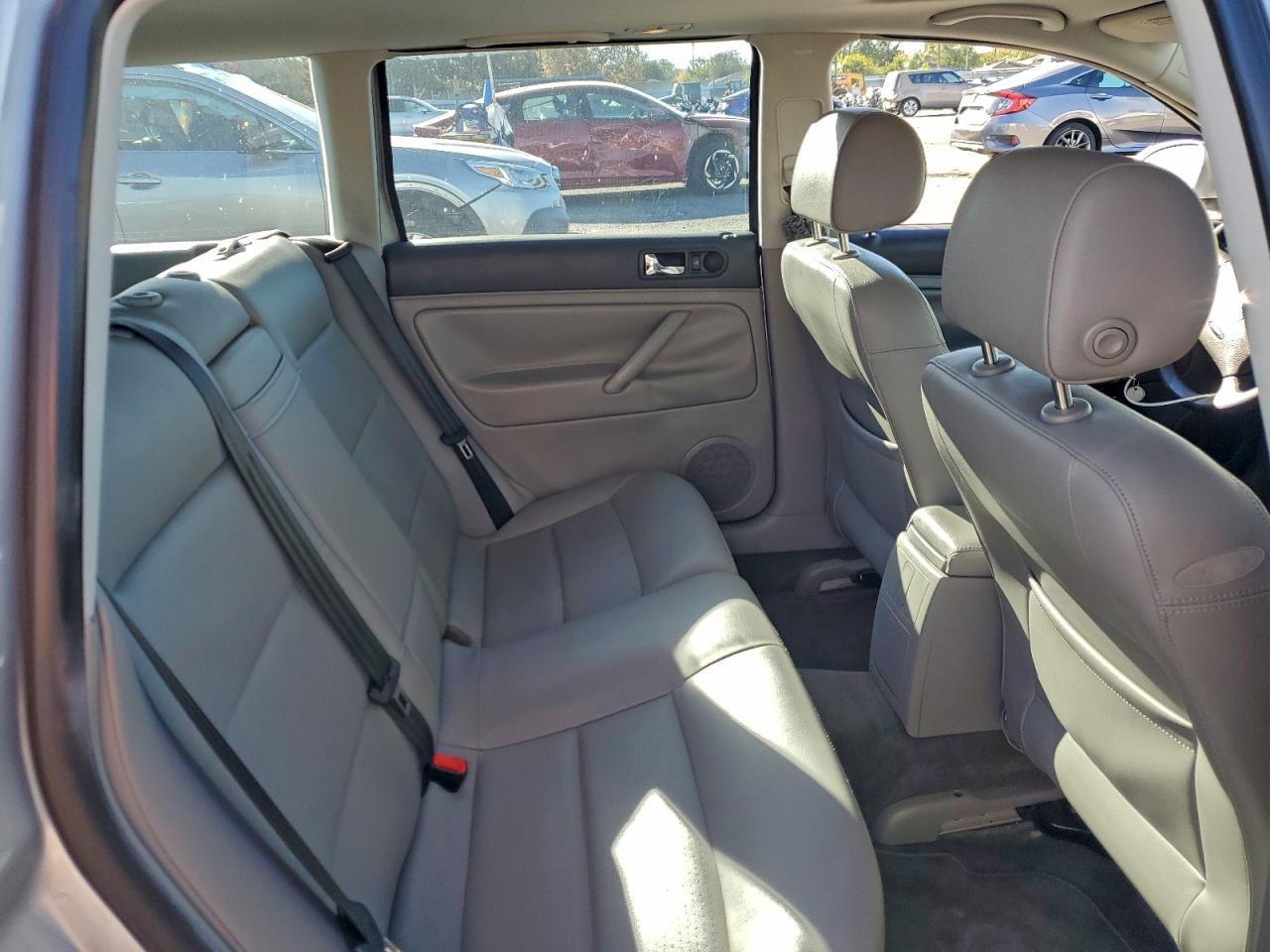 2005 Volkswagen Passat Gls VIN: WVWCD63B05E135281 Lot: 96024095