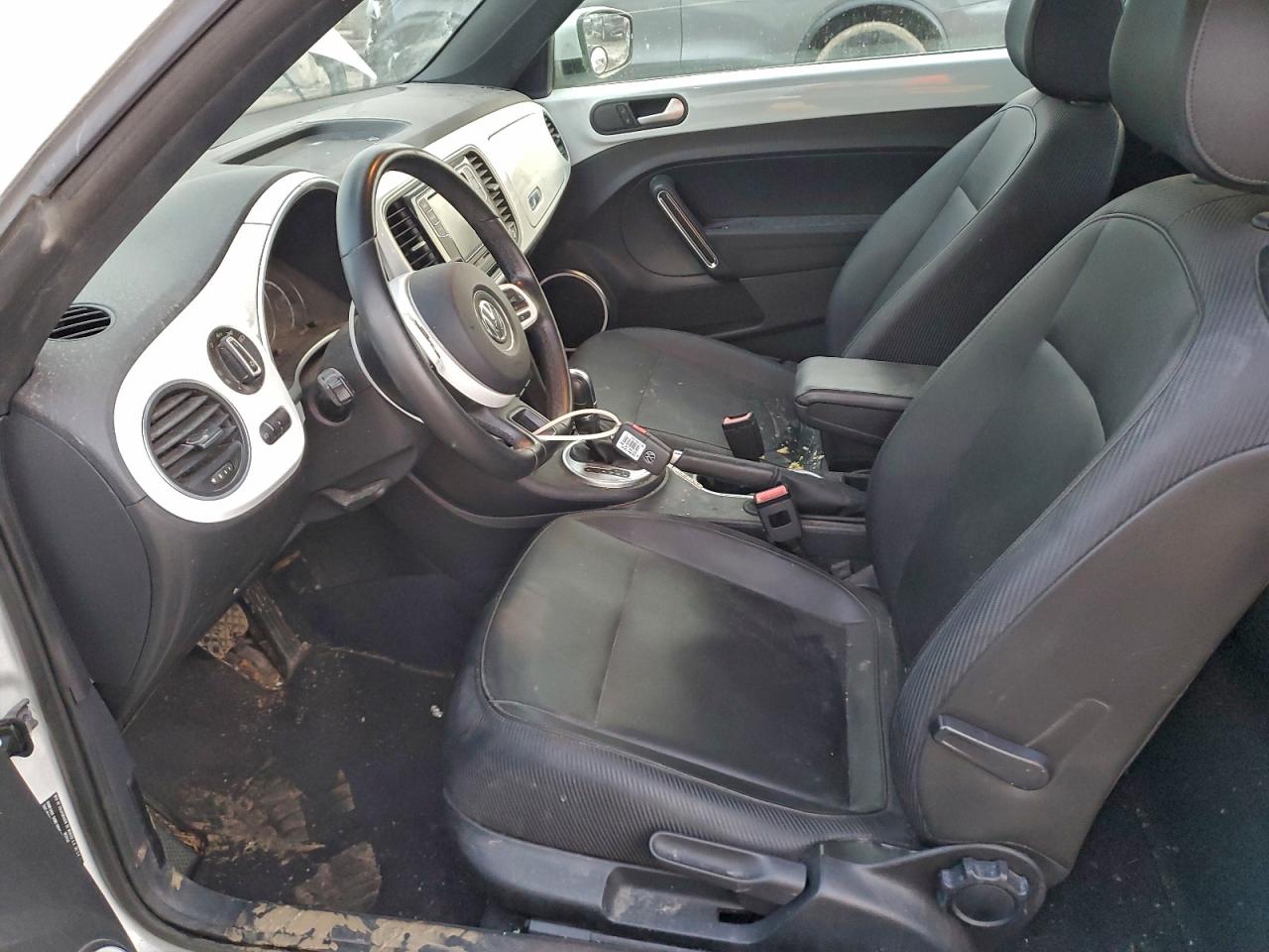 2014 Volkswagen Beetle VIN: 3VWJ17AT7EM659875 Lot: 95826185