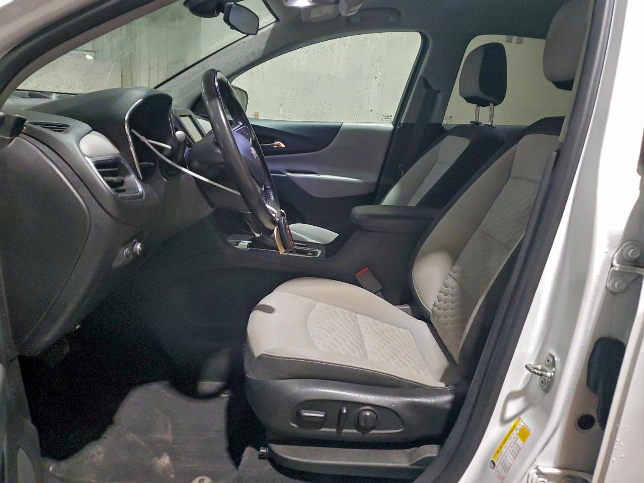 2019 Chevrolet Equinox Lt VIN: 2GNAXTEV8K6247824 Lot: 94732105