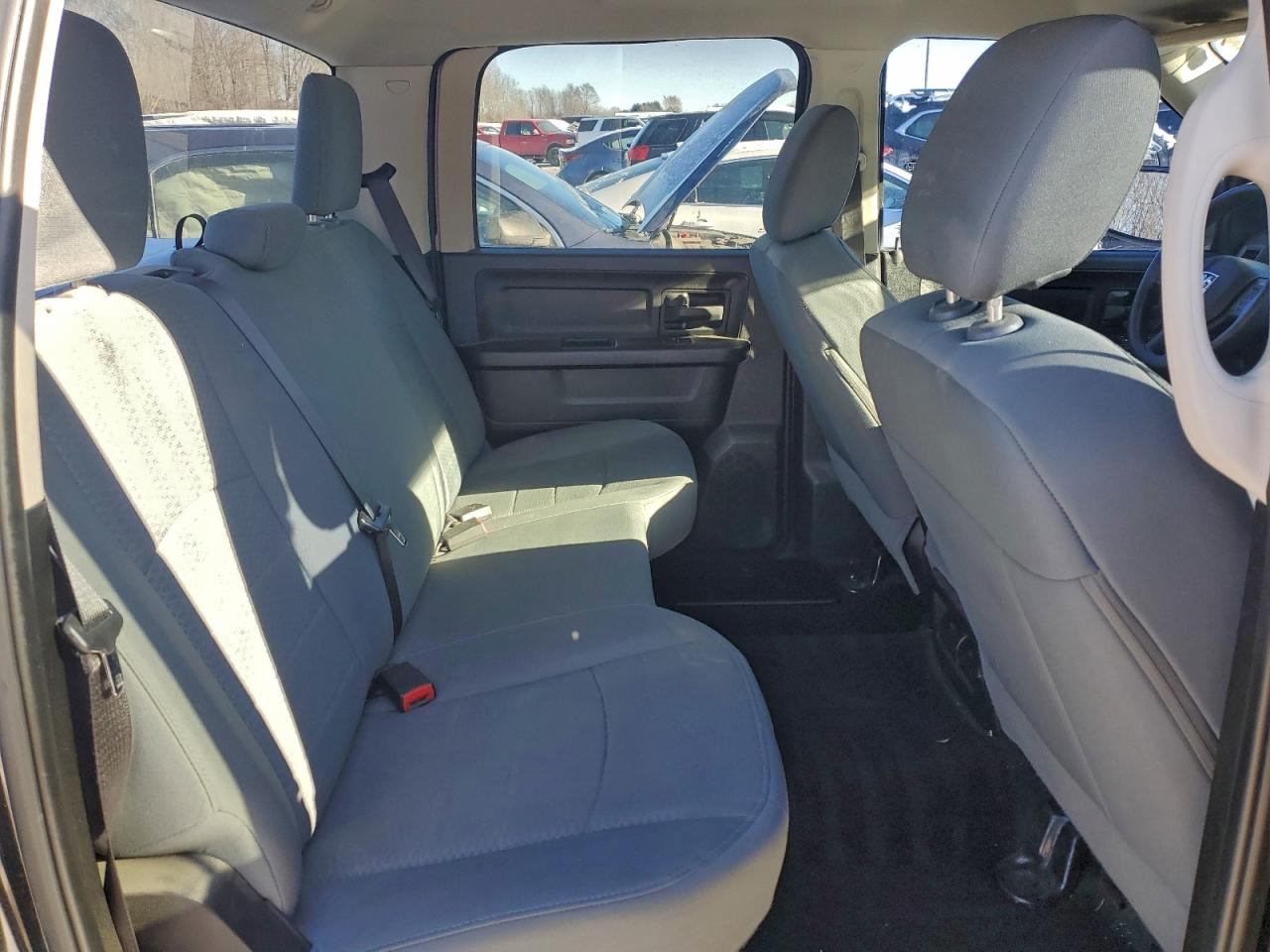 2015 Ram 1500 St VIN: 1C6RR7KG7FS569318 Lot: 94833645