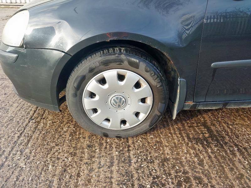 2005 VOLKSWAGEN GOLF 1.9 S TDI 5DR [AC]