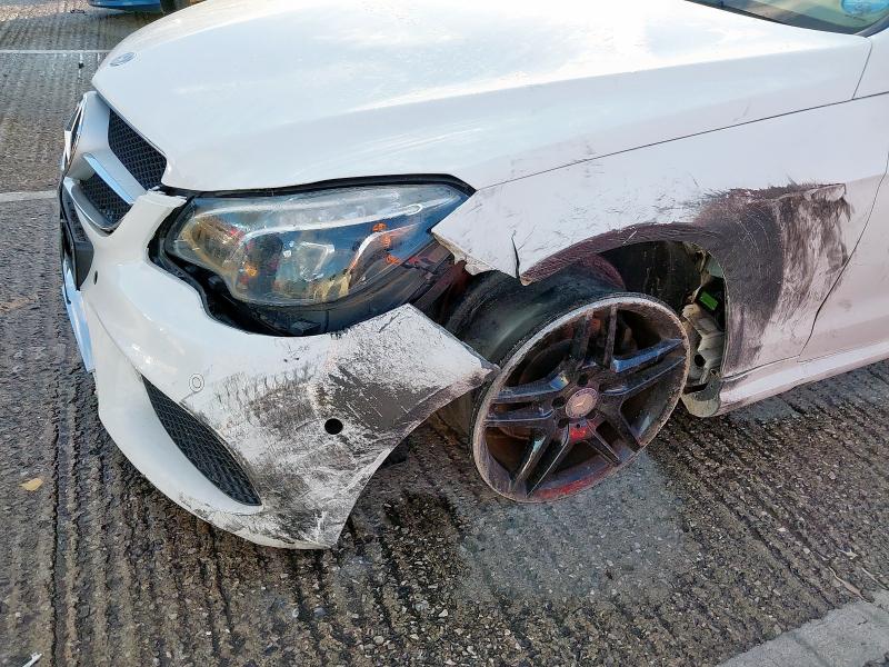 2015 MERCEDES-BENZ E CLASS E220 BLUETEC AMG LINE PREMIUM 2DR 7G-TRONIC