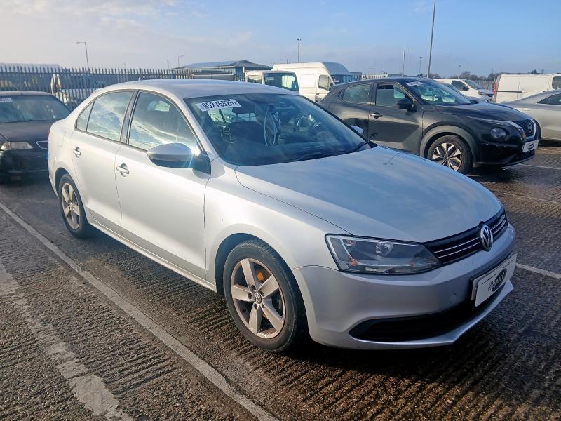 2012 VOLKSWAGEN JETTA 1.6 TDI CR BLUEMOTION TECH SE 4DR