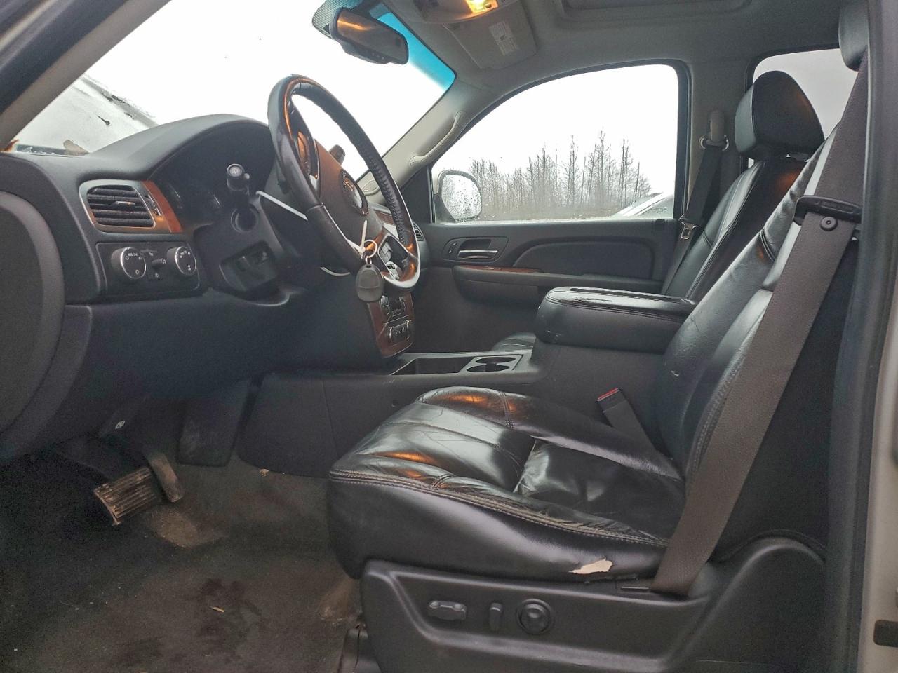 2007 Chevrolet Suburban K1500 VIN: 1GNFK16317J261774 Lot: 95573545