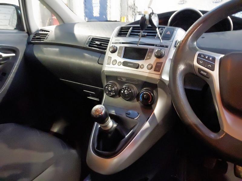 2011 TOYOTA VERSO 1.6 V-MATIC T2 5DR