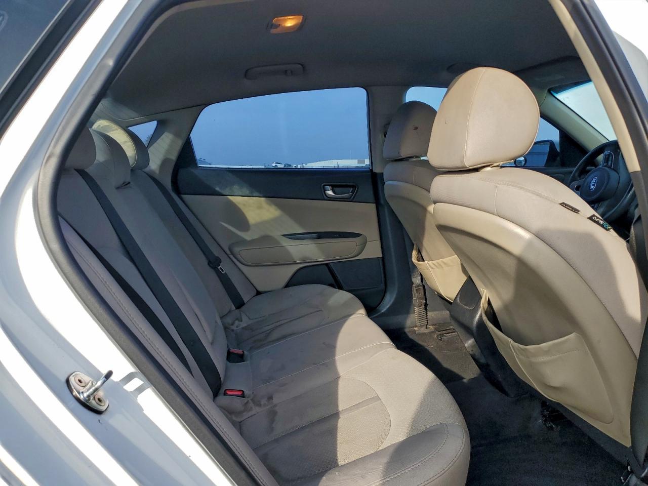 2018 Kia Optima Lx VIN: 5XXGT4L31JG251869 Lot: 95683195