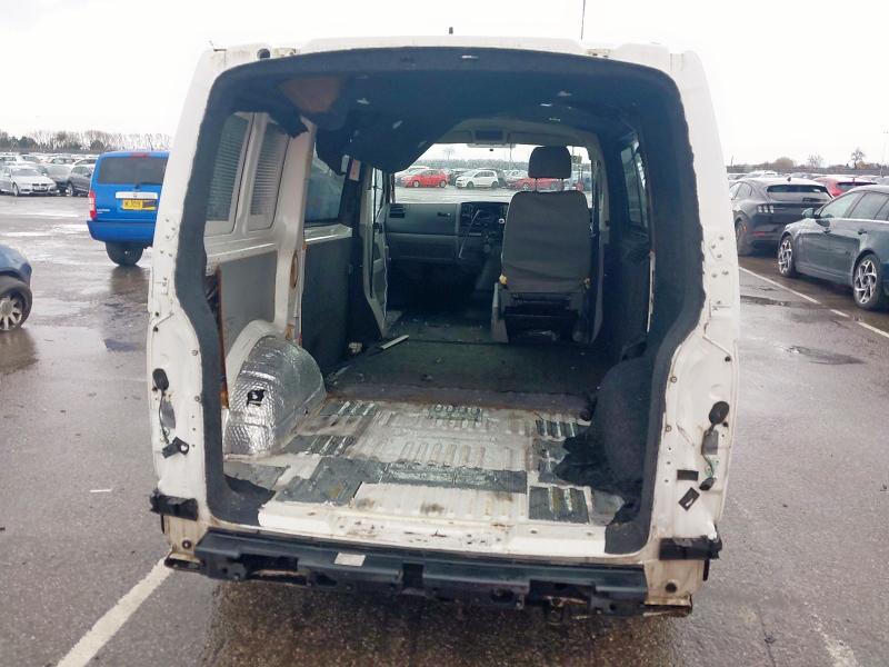 2011 VOLKSWAGEN TRANSPORTER 2.0 TDI 102PS VAN