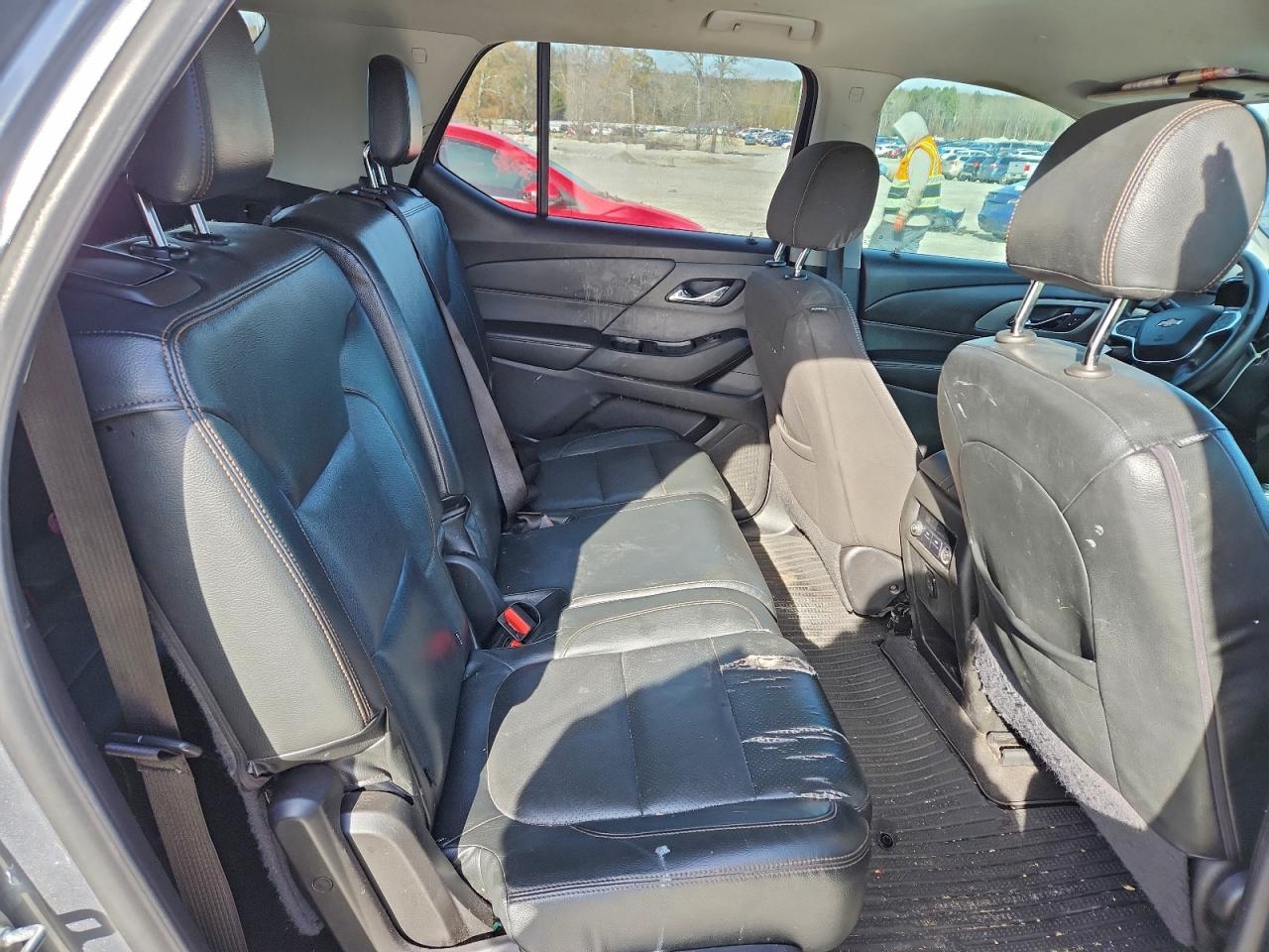 2018 Chevrolet Traverse Ls VIN: 1GNERFKW0JJ139726 Lot: 96064435