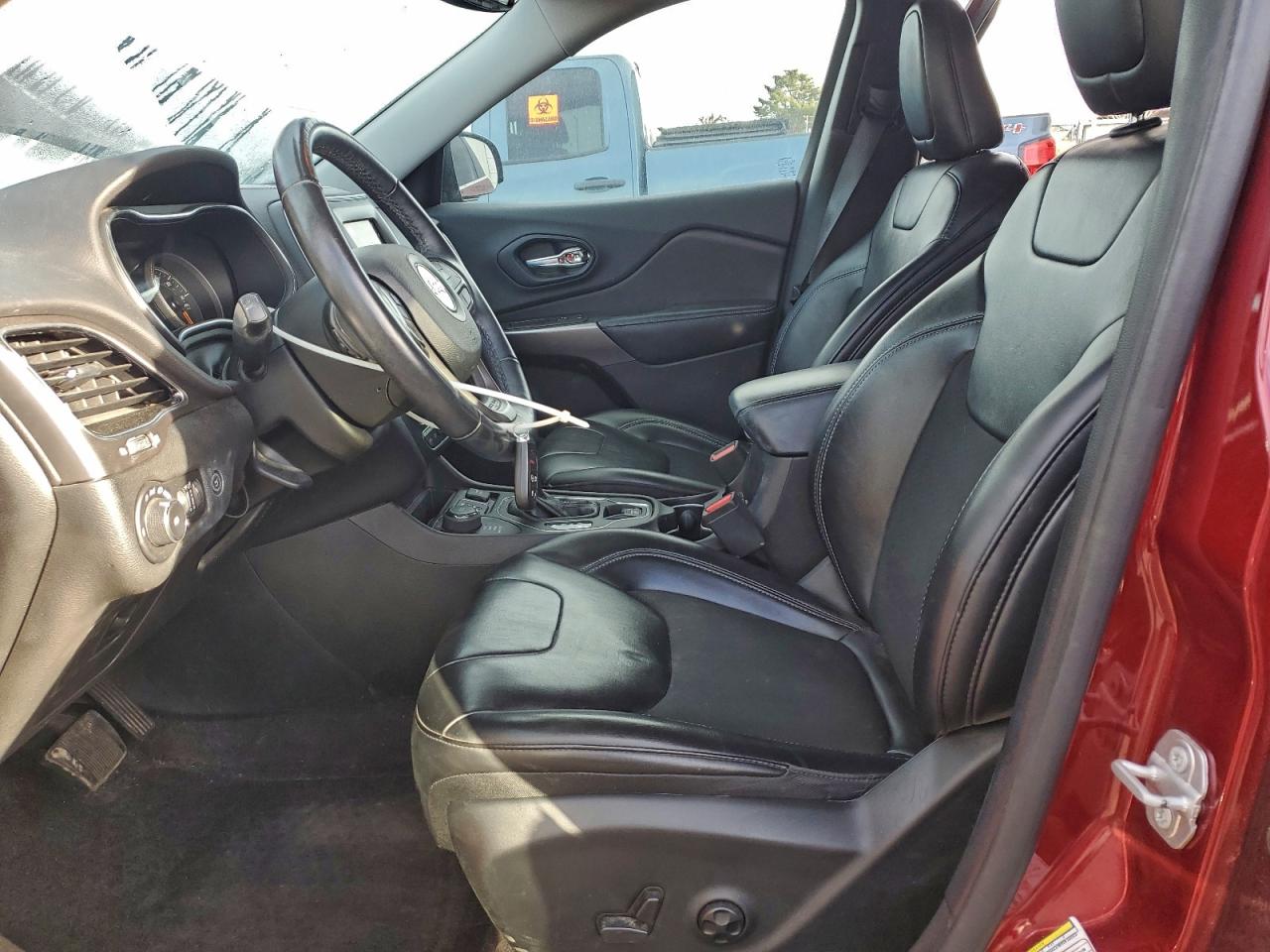 2019 Jeep Cherokee Latitude Plus VIN: 1C4PJMLN5KD142723 Lot: 95803815