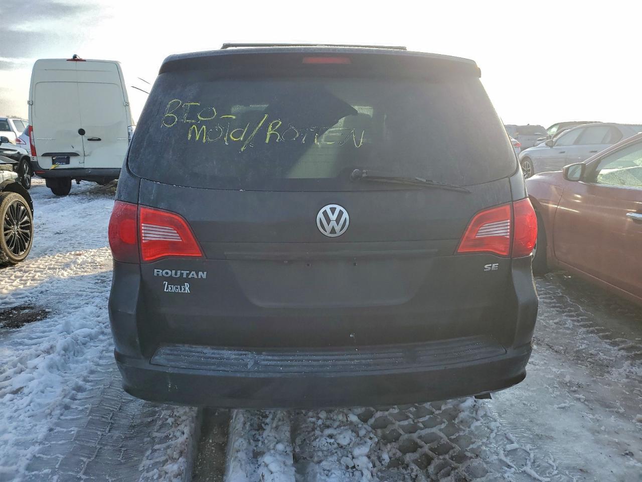 2012 Volkswagen Routan Se VIN: 2C4RVABG4CR194051 Lot: 96398075