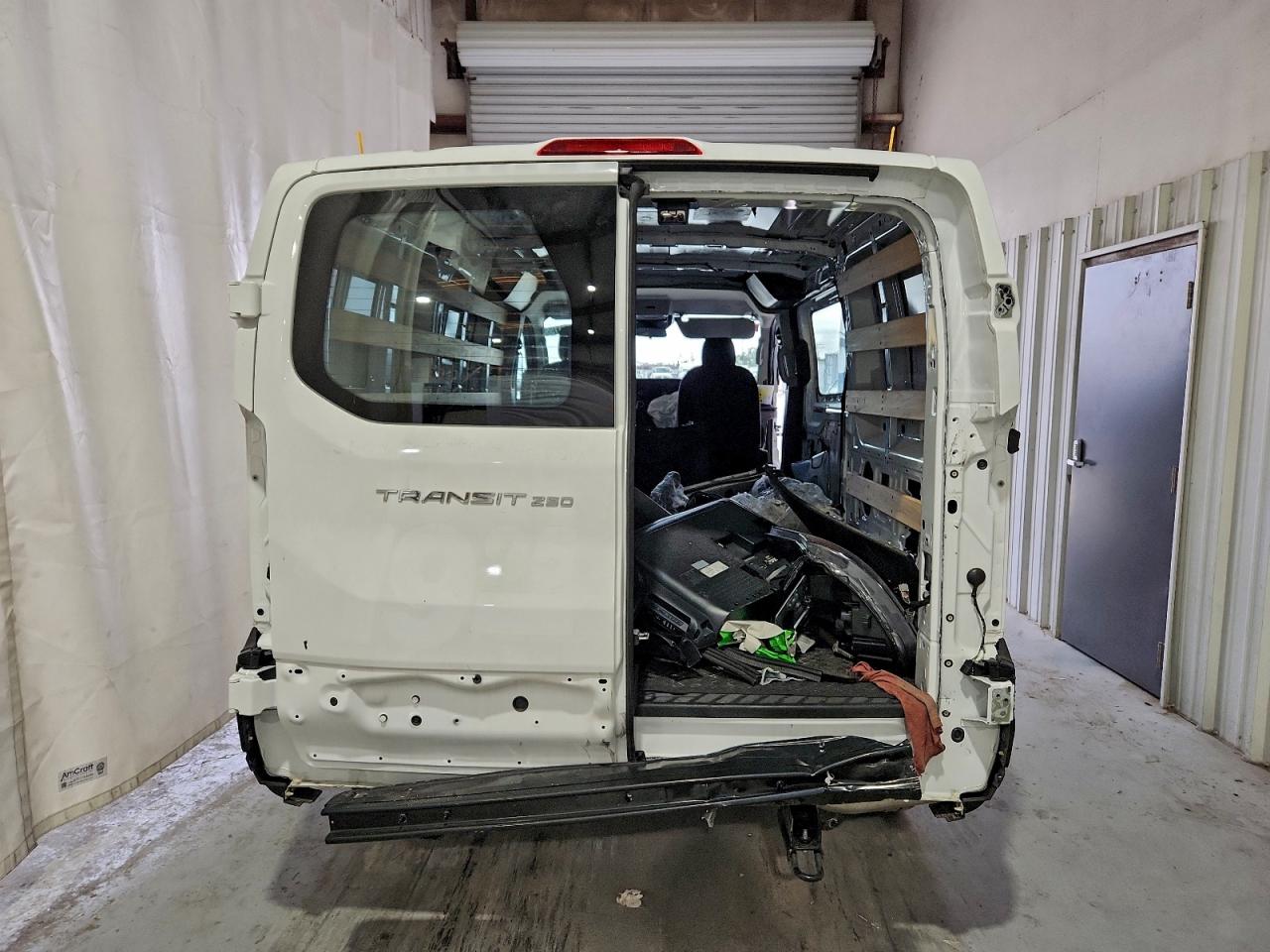 2025 Ford Transit T-250 VIN: 1FTBR1Y89SKA59392 Lot: 93031155