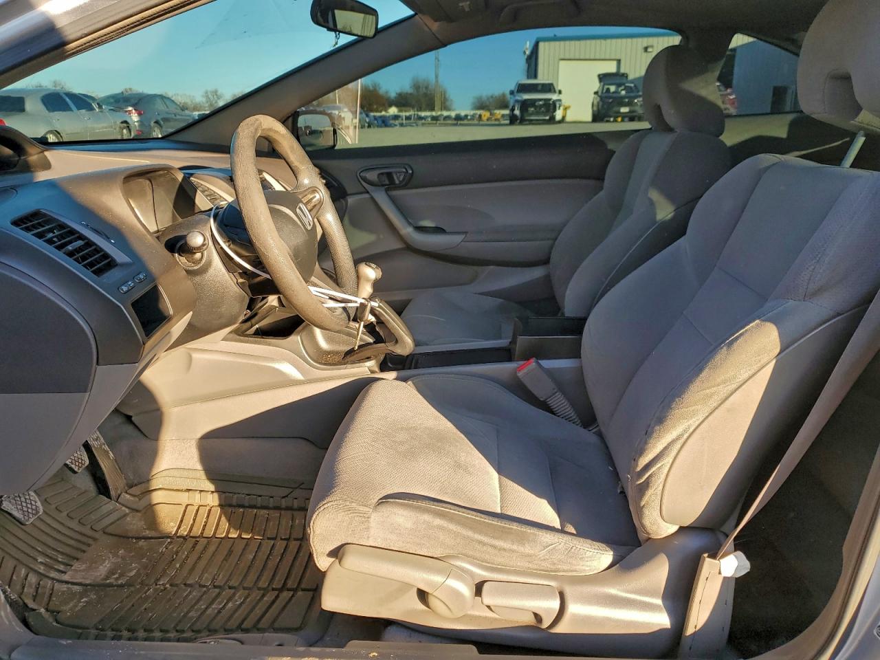 2008 Honda Civic Dx VIN: 2HGFG11218H573560 Lot: 95192285