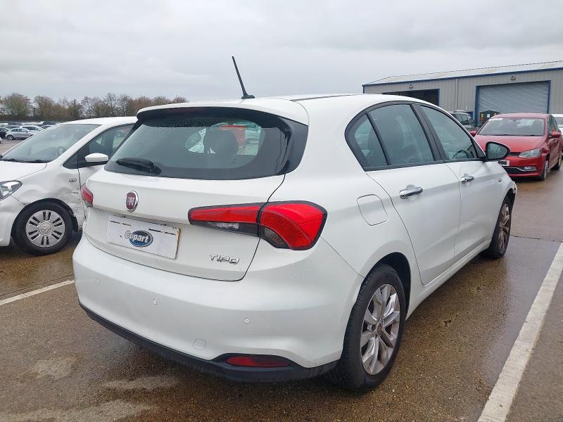 2017 FIAT TIPO 1.4 EASY 5DR