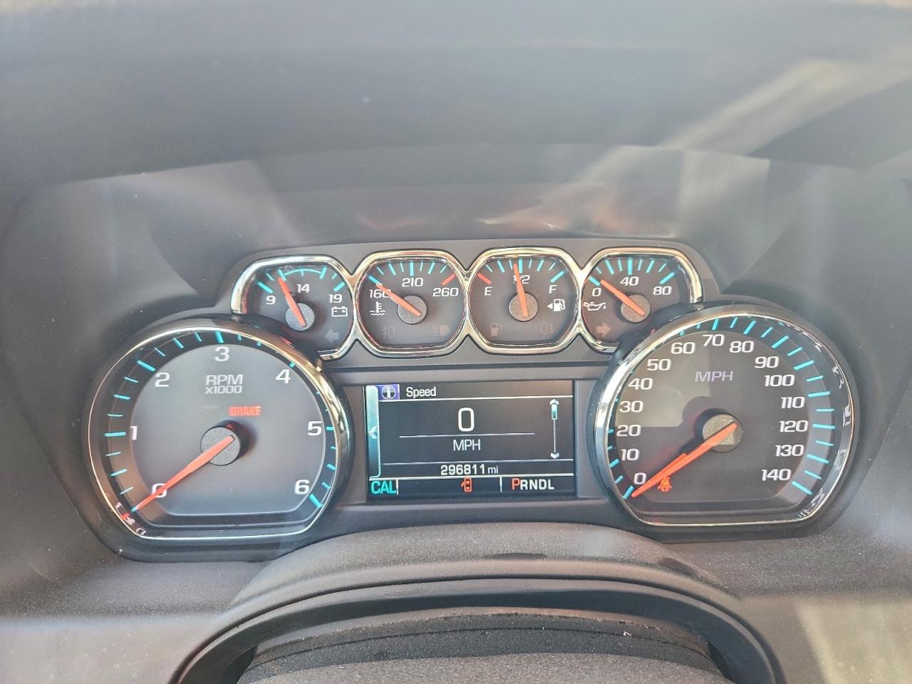 2019 Chevrolet Suburban K1500 Lt VIN: 1GNSKHKC0KR220768 Lot: 95760125