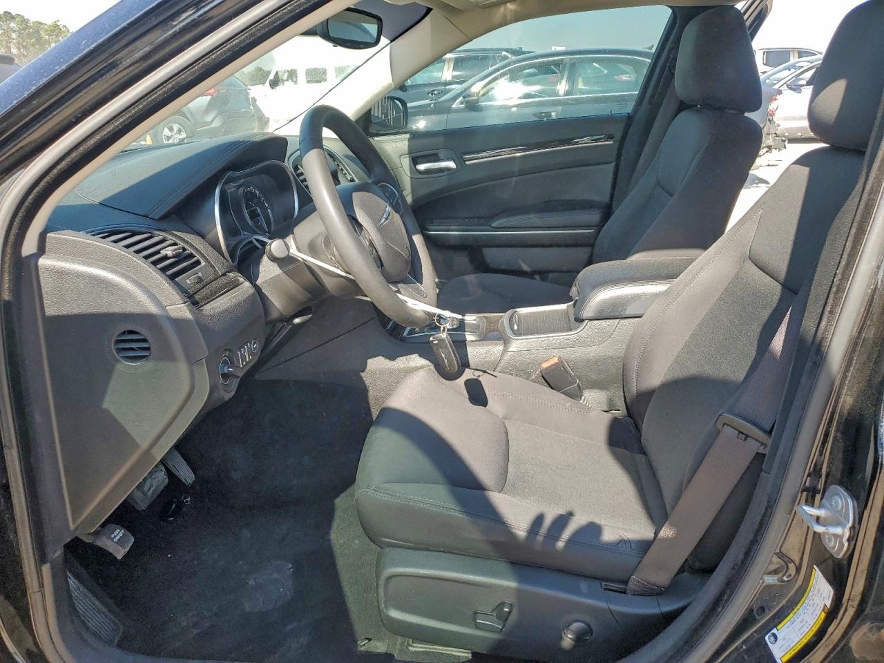 2023 Chrysler 300 Touring VIN: 2C3CCAAG1PH552297 Lot: 96365225