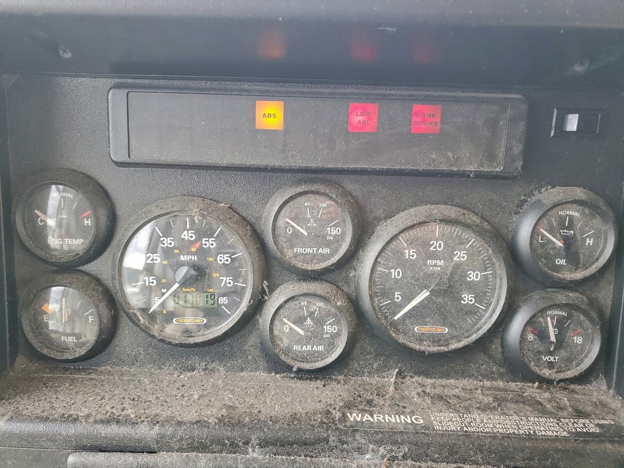 2004 Freightliner Chassis X Line Motor Home VIN: 4UZAAHDC04CN01927 Lot: 94709125