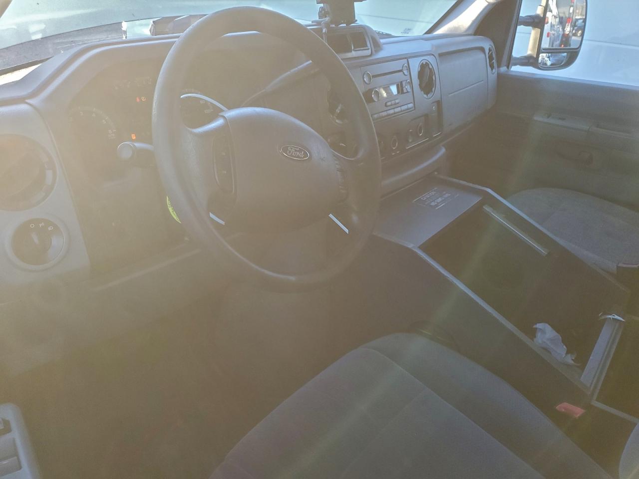 2014 Ford Econoline E350 Super Duty Van VIN: 1FDSS3ELXEDA77932 Lot: 93835625