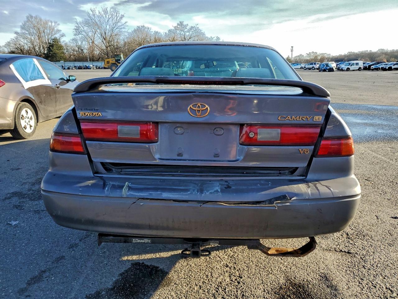 1999 Toyota Camry Le VIN: JT2BF22K5X0149833 Lot: 94471255