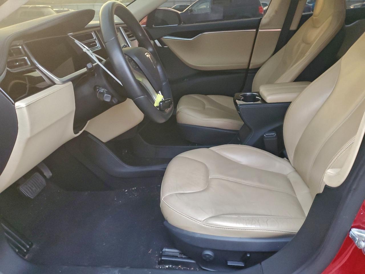 2014 Tesla Model S VIN: 5YJSA1S13EFP35551 Lot: 95946265