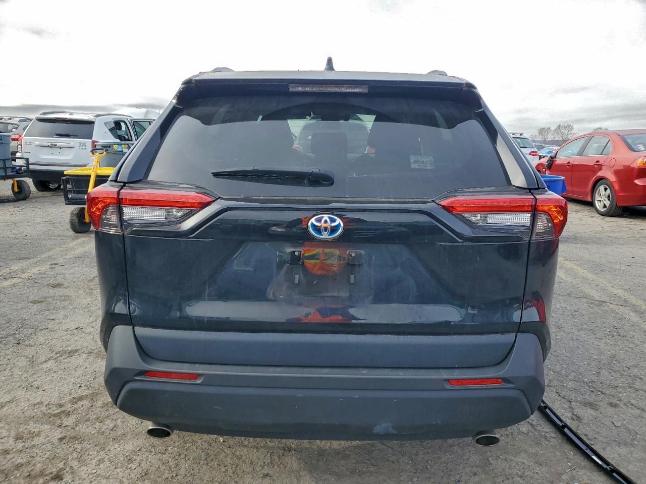 2022 Toyota Rav4 Xle VIN: 4T3RWRFV6NU057111 Lot: 95459895