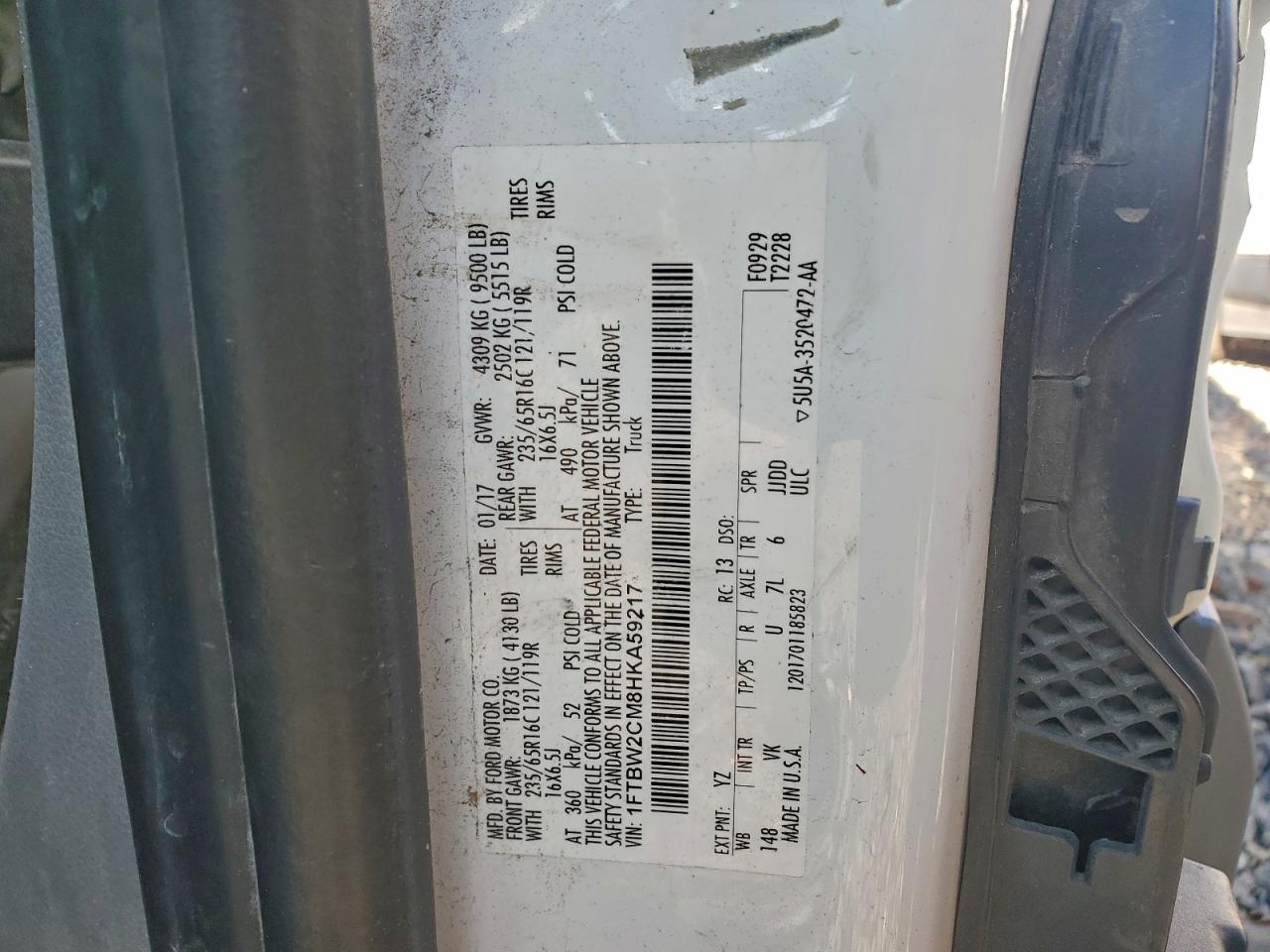 2017 Ford Transit T-350 Delivery Van VIN: 1FTBW2CM8HKA59217 Lot: 95400175